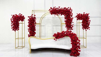 GNW Custom Red Rose Arch Metal Frame Panels With Big Background Flower Frames for Wedding Party Stage Decorations